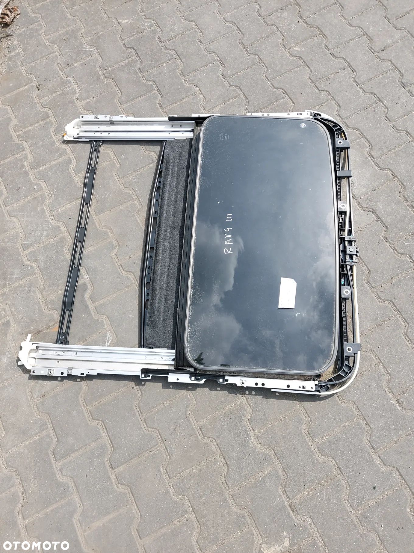 Toyota Rav4 III Szyberdach 2006-2012 - 1