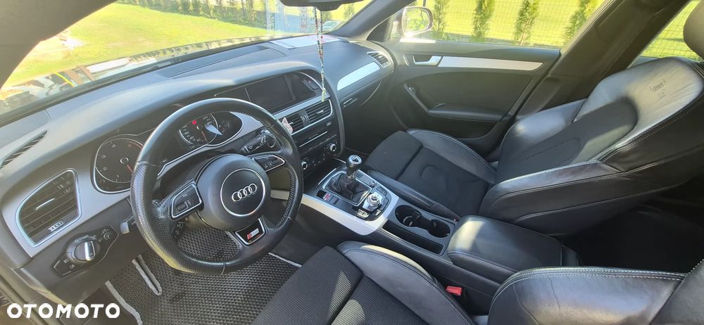 Audi A4 Avant 2.0 TDI DPF Ambition - 36