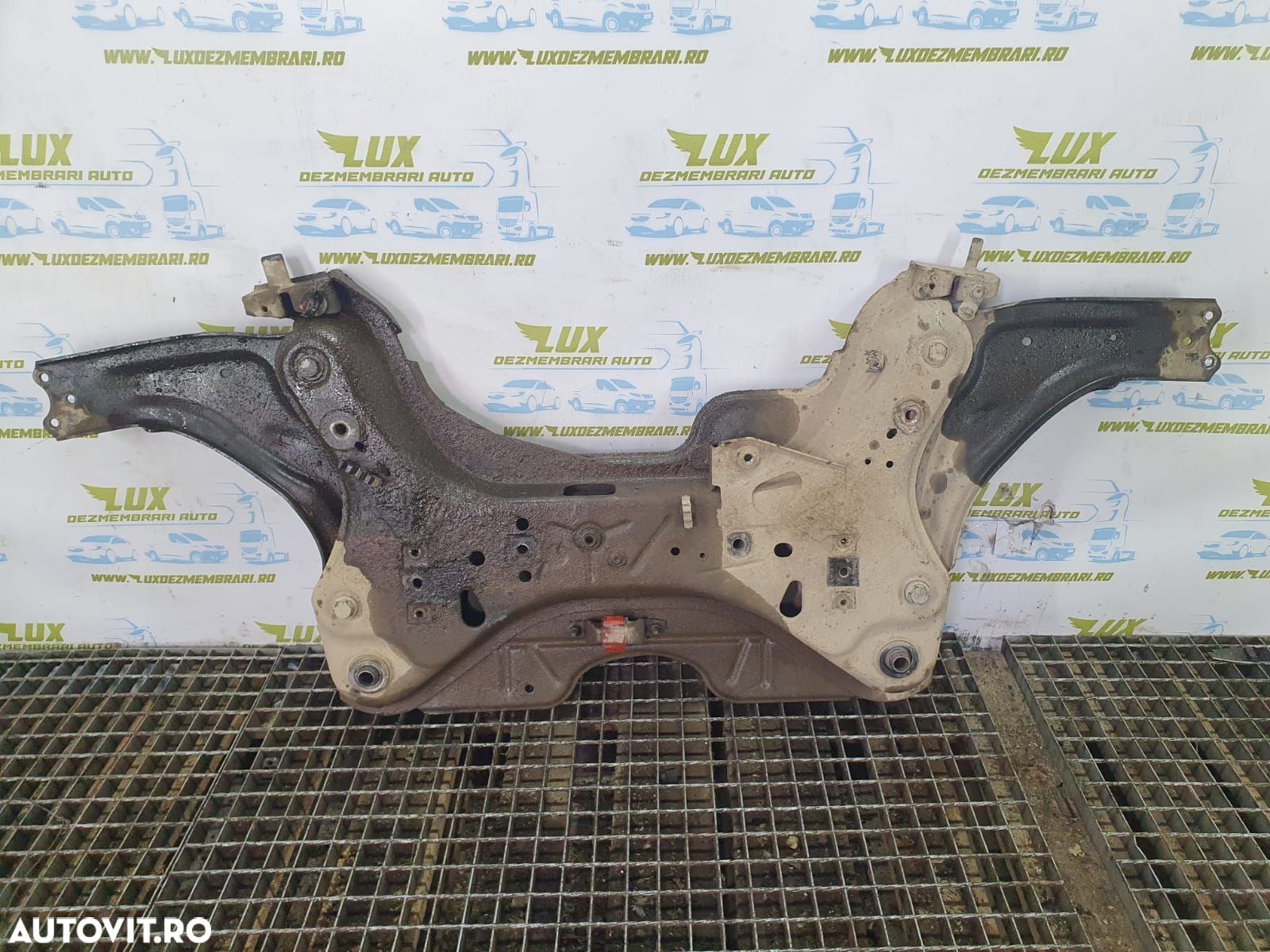Cadru motor 2.0 dci m9r740 Renault Laguna 2 [facelift] [2005 - 2007] - 1