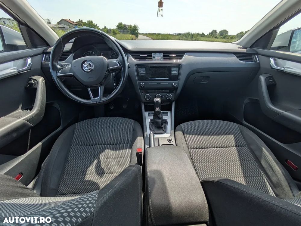 Skoda Octavia 1.6 TDI Ambition - 10