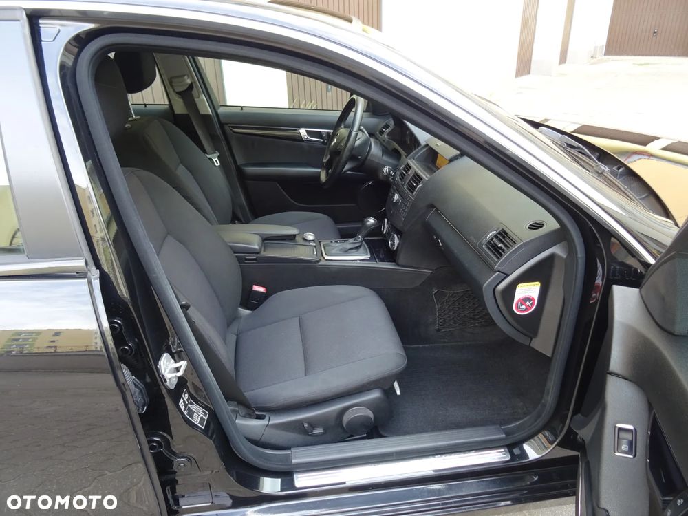 Mercedes-Benz Klasa C 200 CDI DPF Automatik BlueEFFICIENCY - 7