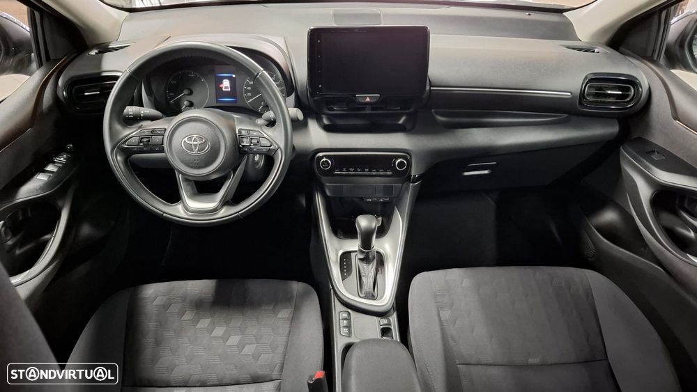 Toyota Yaris 1.5 HDF Comfort Plus - 8
