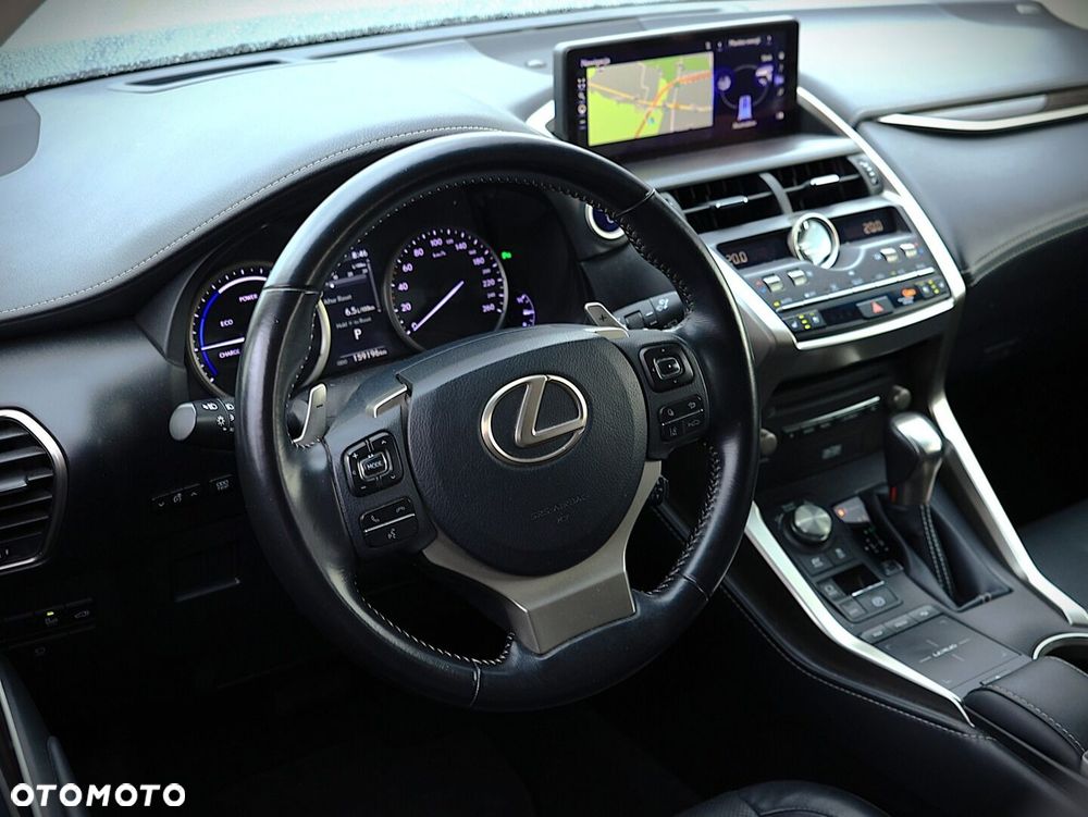 Lexus NX - 12