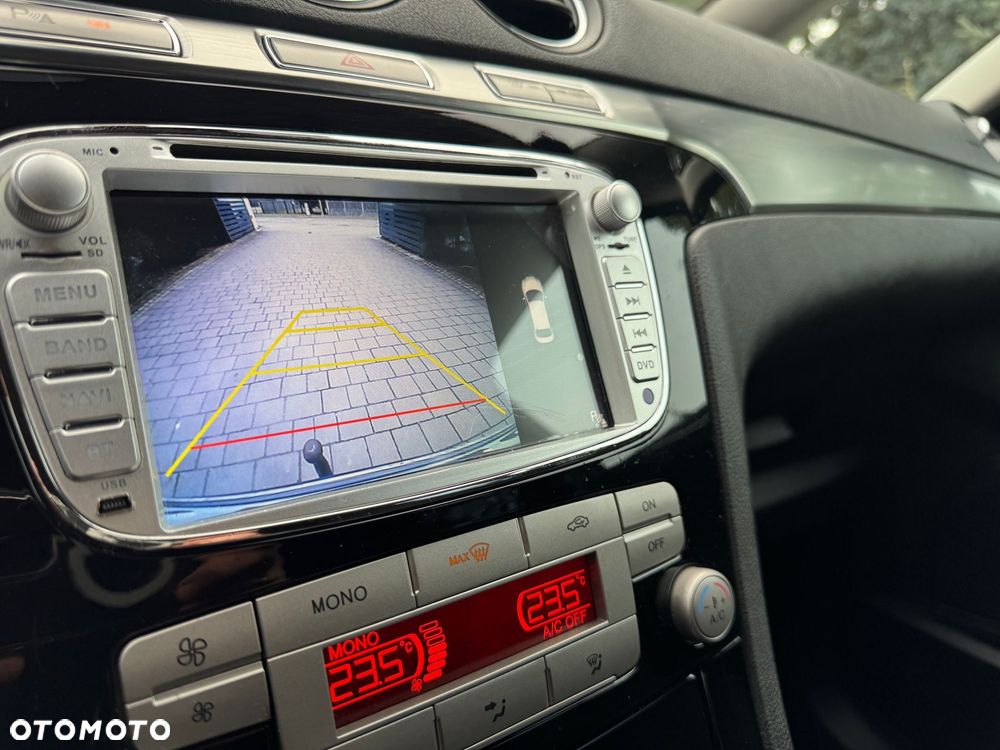 Ford S-Max 2.0 TDCi DPF Titanium - 19