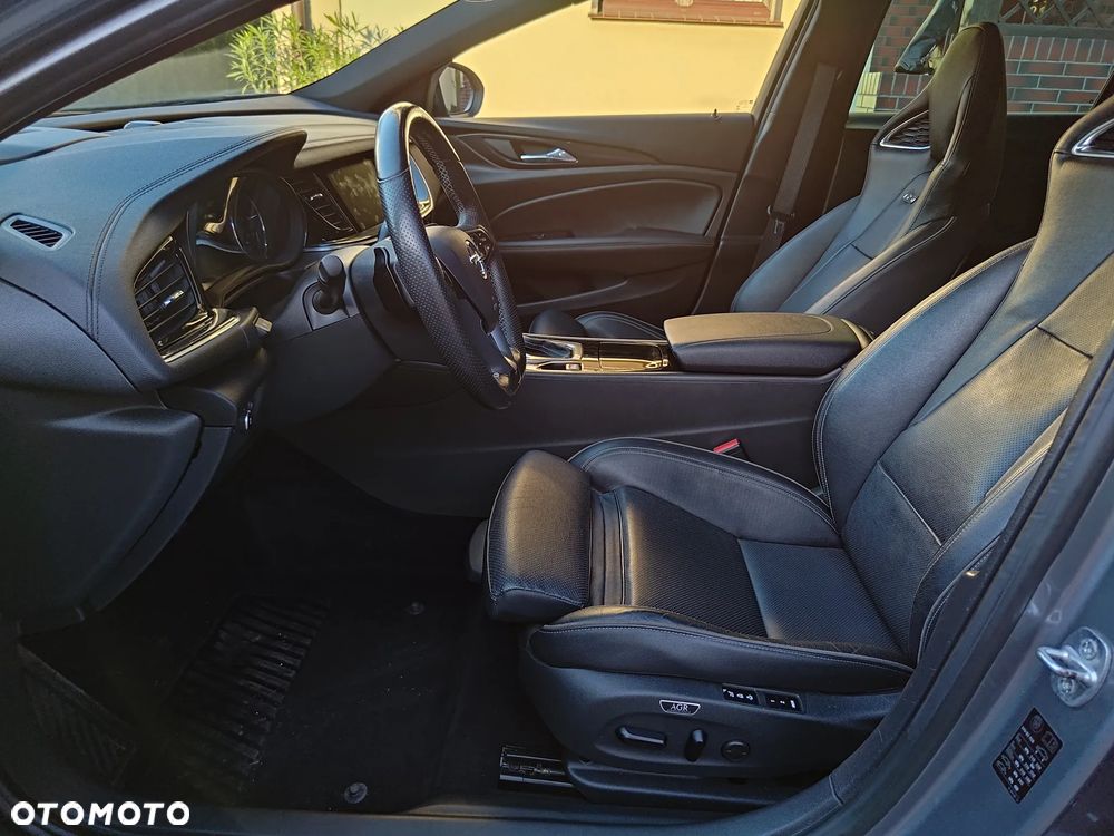 Opel Insignia 2.0 BiTurbo D 4x4 Automatik GSI - 17
