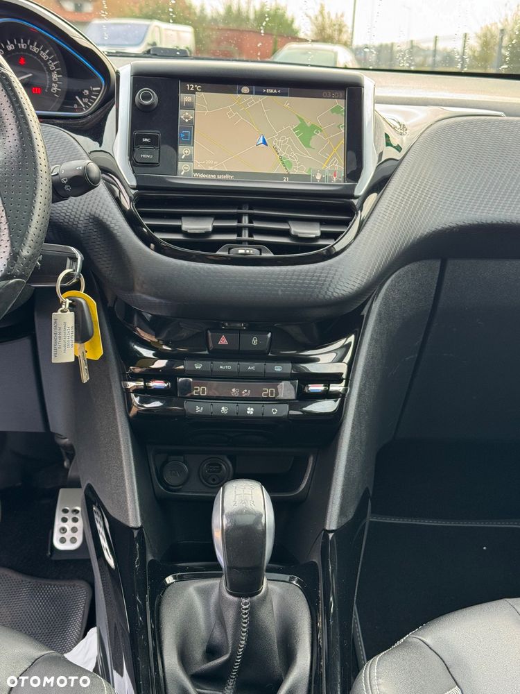 Peugeot 2008 PureTech 110 Stop&Start Crossway - 19