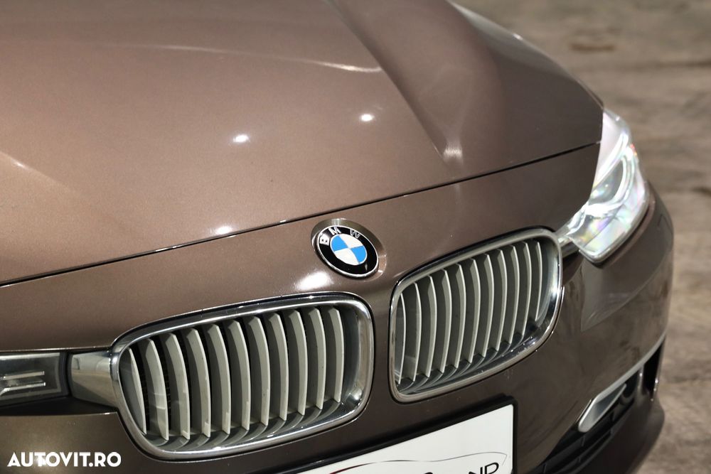 BMW Seria 3 318d Touring Modern Line - 21