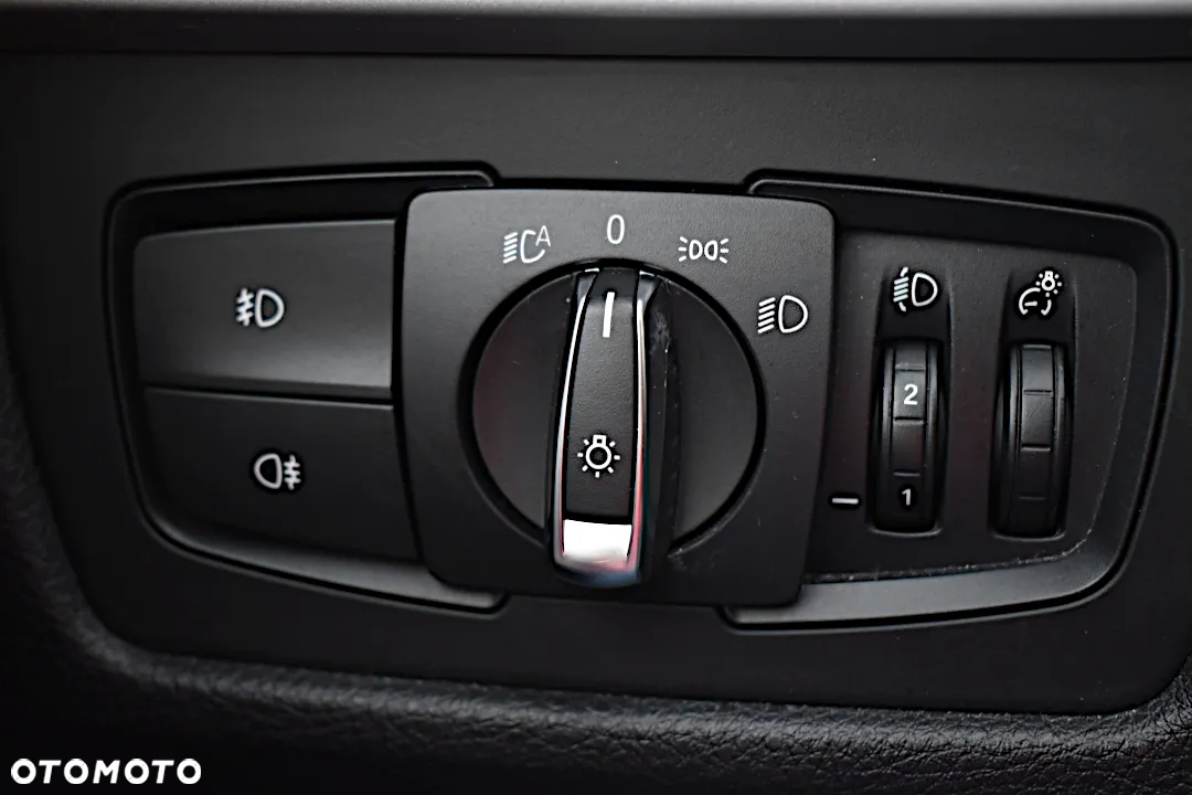 BMW Seria 3 - 27