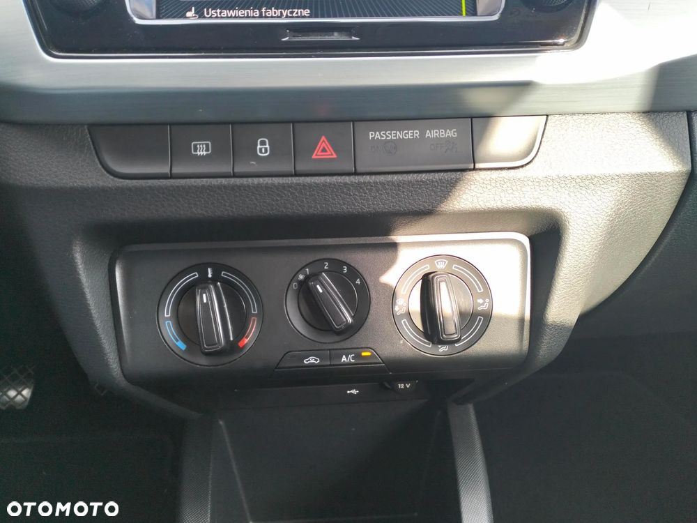 Skoda Fabia 1.0 TSI Ambition - 28
