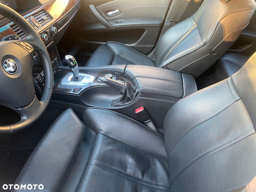 BMW Seria 5 535d Edition Exclusive - 15