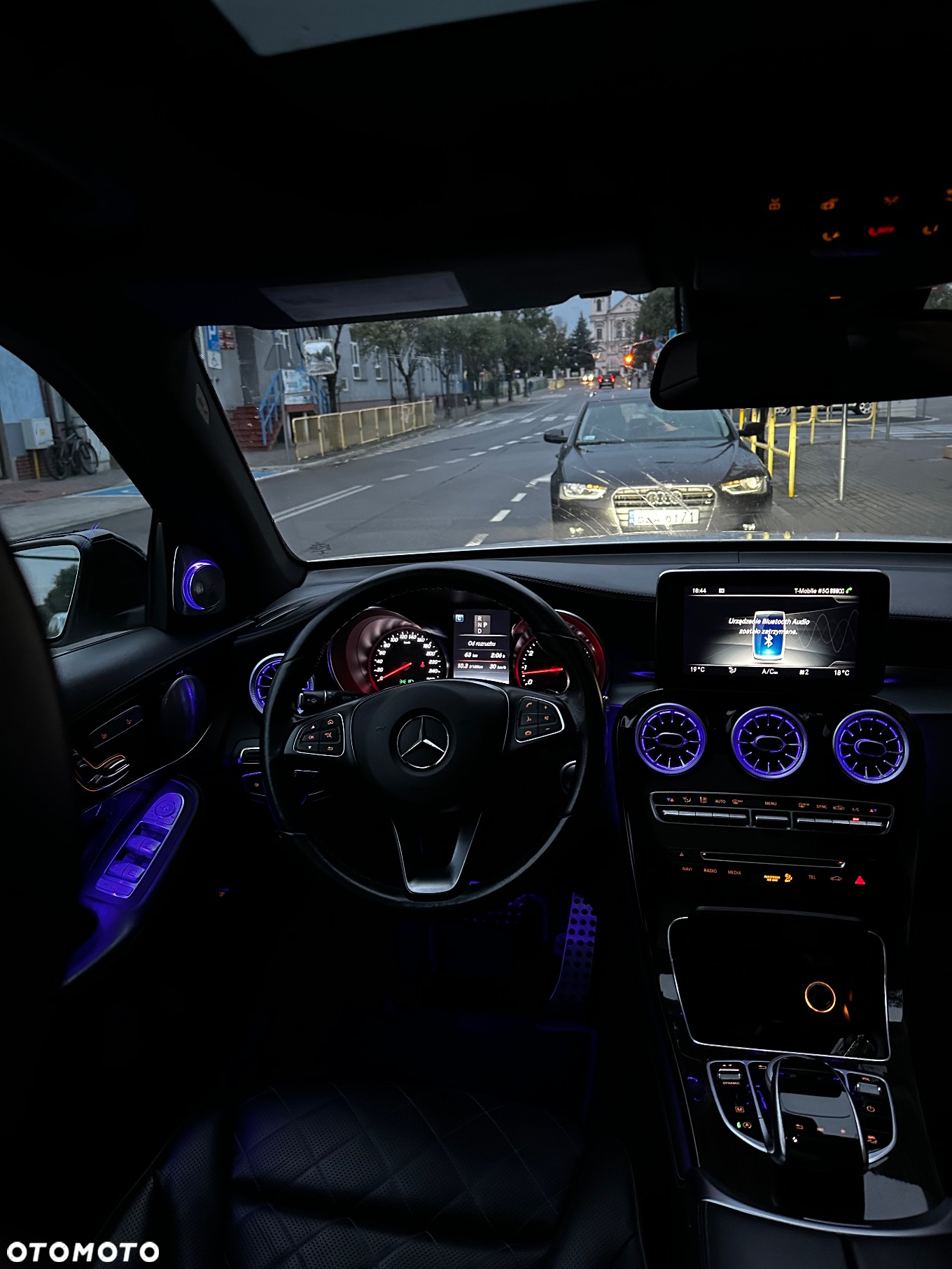 Mercedes-Benz GLC 300 4Matic 9G-TRONIC AMG Line - 16