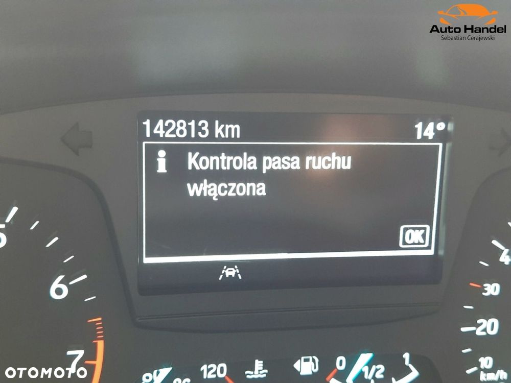 Ford Fiesta 1.0 EcoBoost STart-Stop Titanium - 34