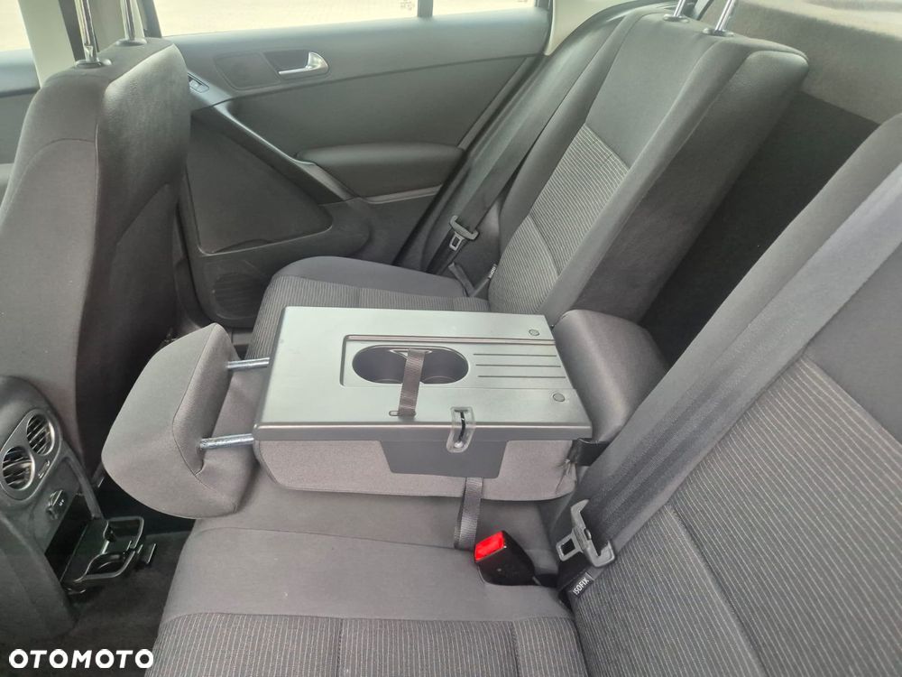 Volkswagen Tiguan - 20