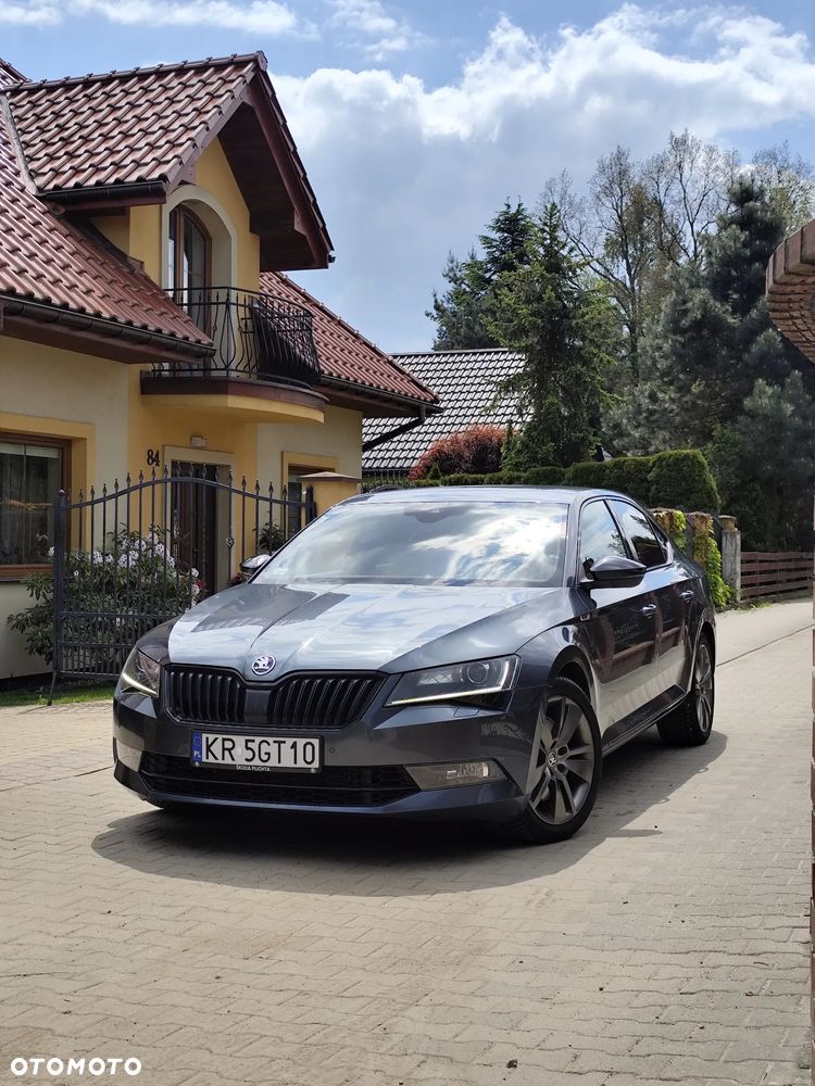 Skoda Superb 2.0 TSI 4x4 Sportline DSG - 2