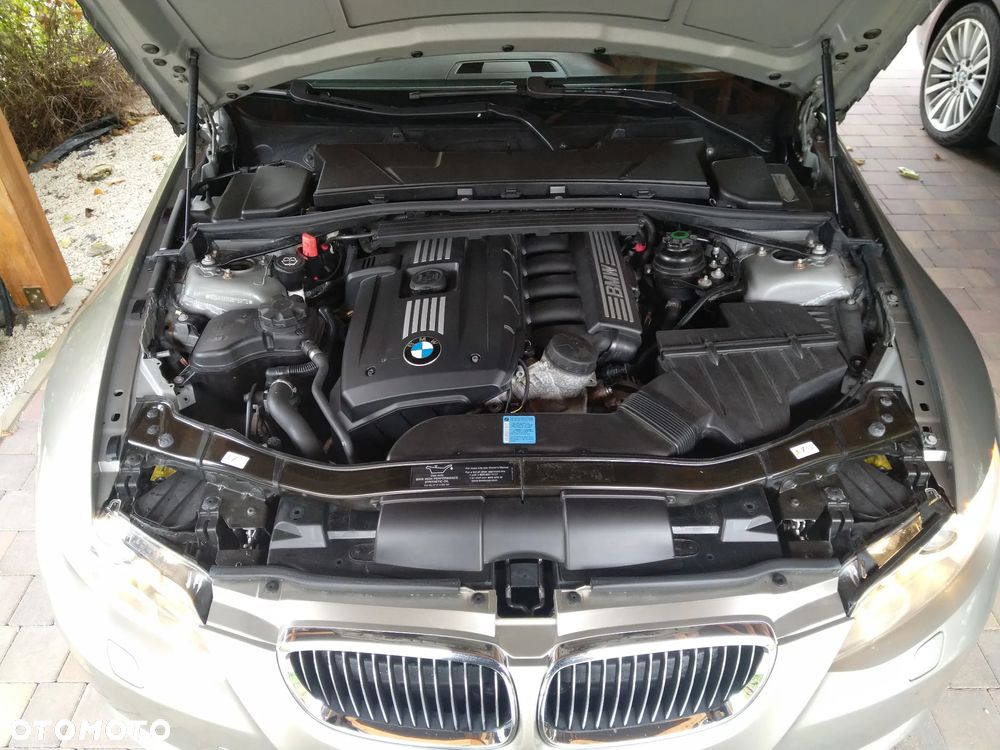 BMW Seria 3 - 21