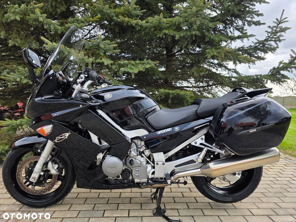 Yamaha FJR - 2