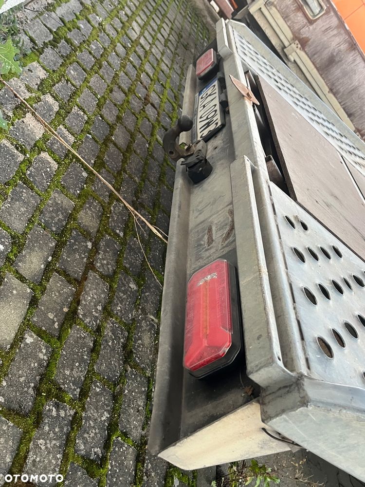 Mercedes-Benz 412 - 4