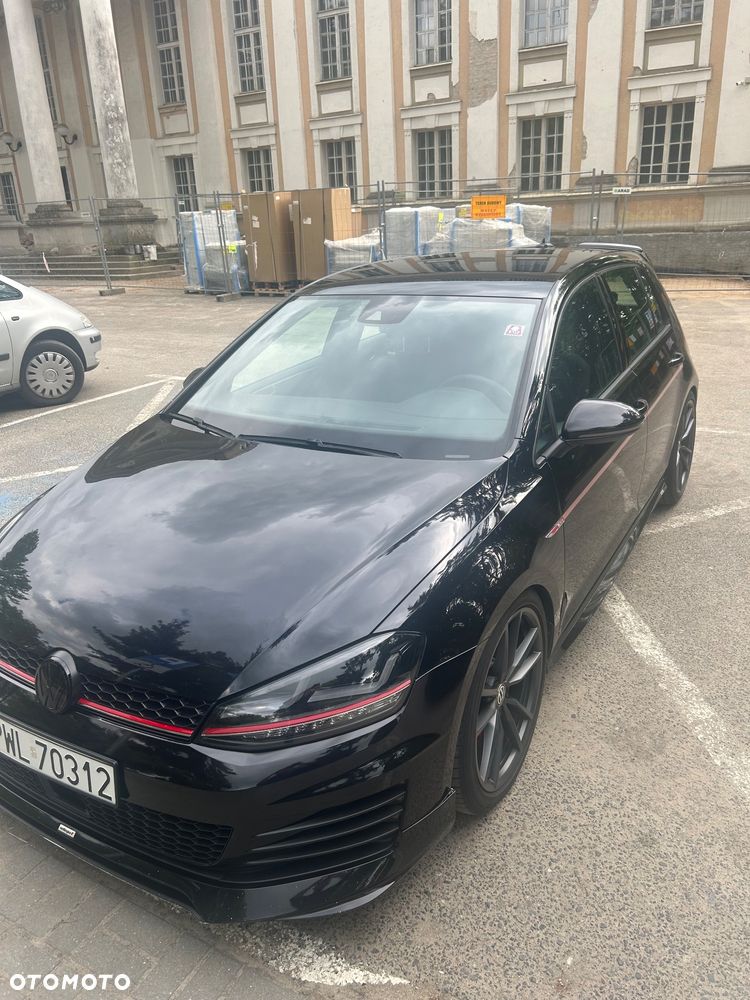 Volkswagen Golf - 13