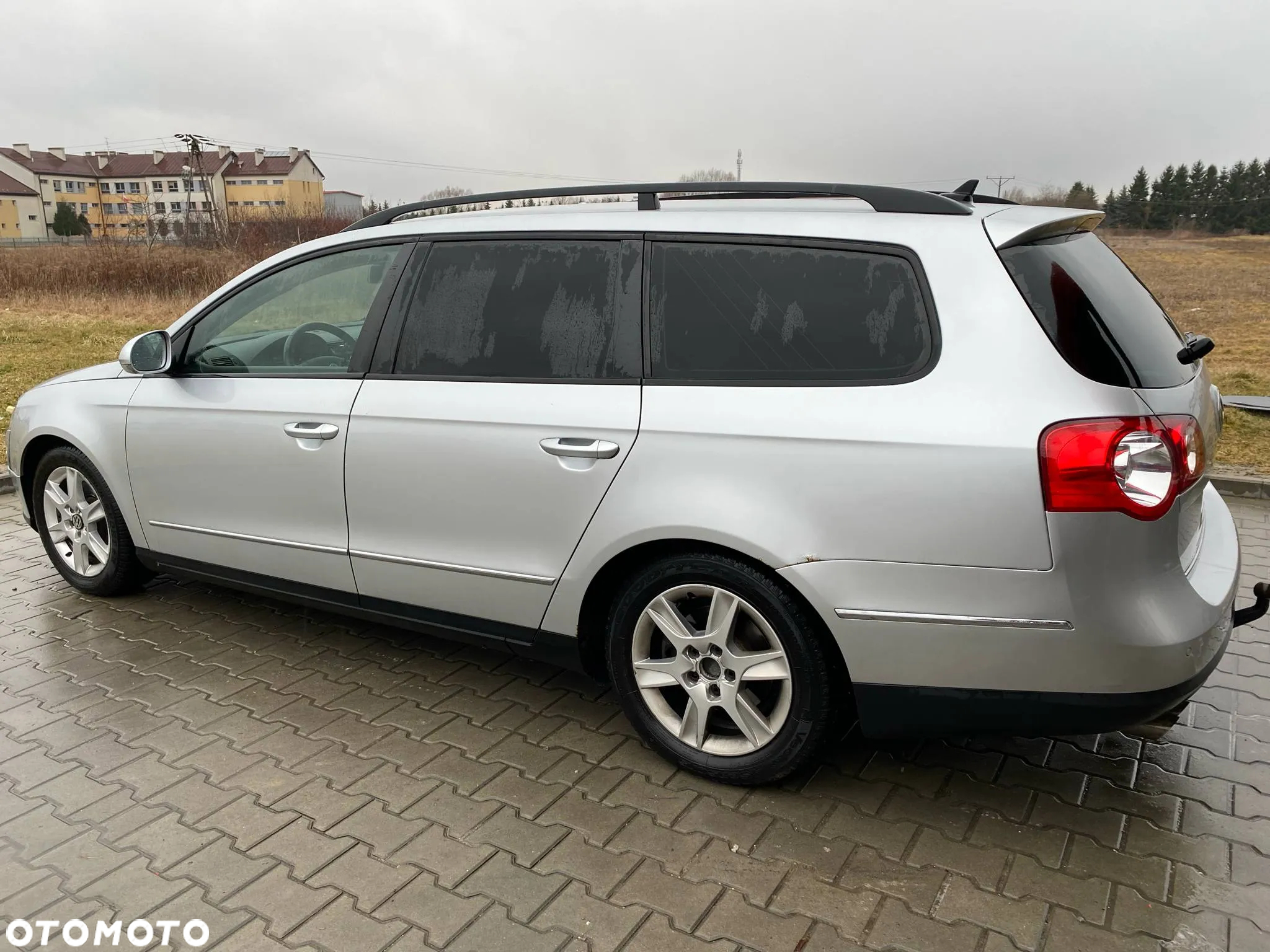 Volkswagen Passat 2.0 TDI DPF Sportline DSG - 9