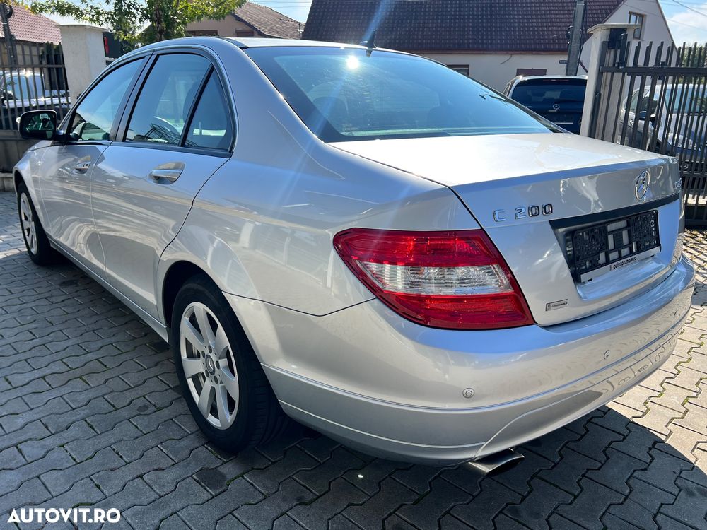 Mercedes-Benz C - 3