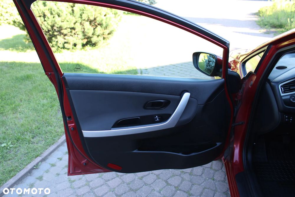 Kia Ceed 1.6 GDI M - 12