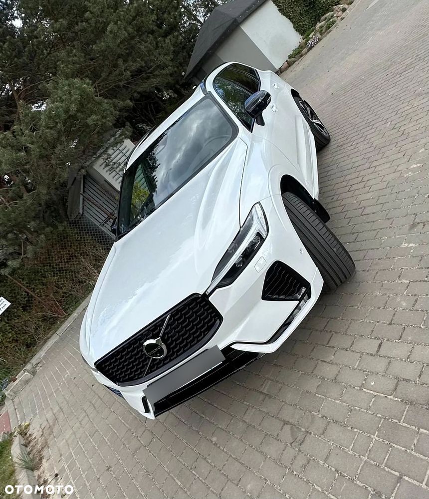 Volvo XC 60 B6 B AWD R-Design - 9