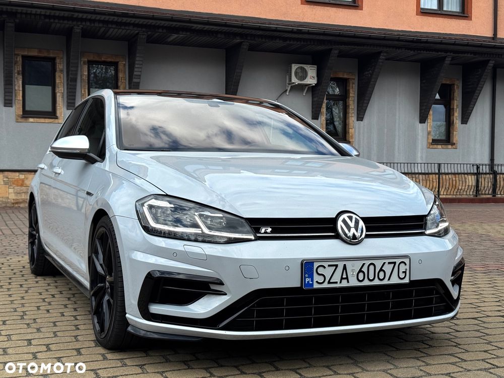 Volkswagen Golf - 5