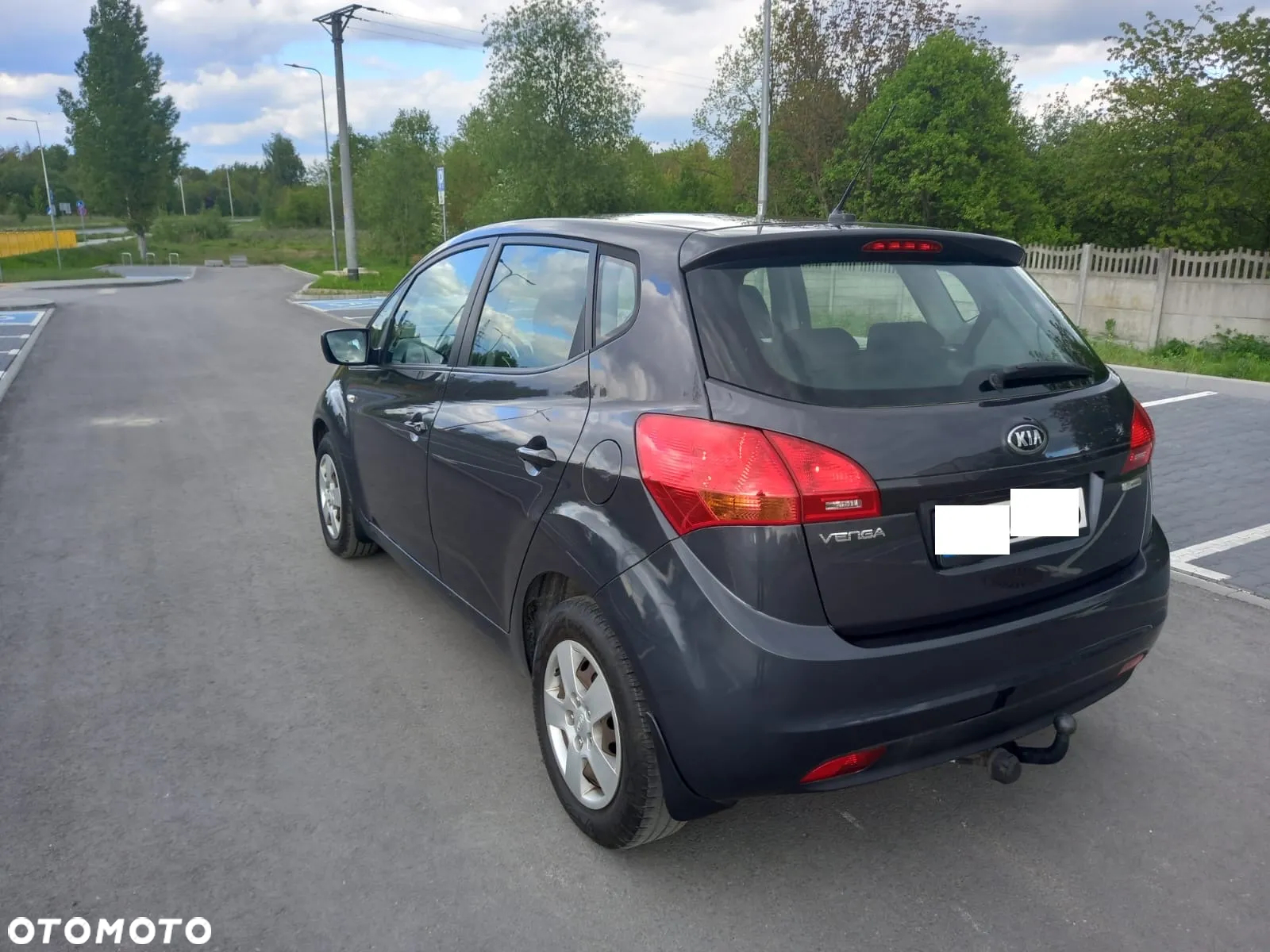 Kia Venga 1.4 CRDi 90 Attract - 11