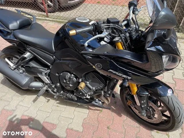 Yamaha FZ8 - 4