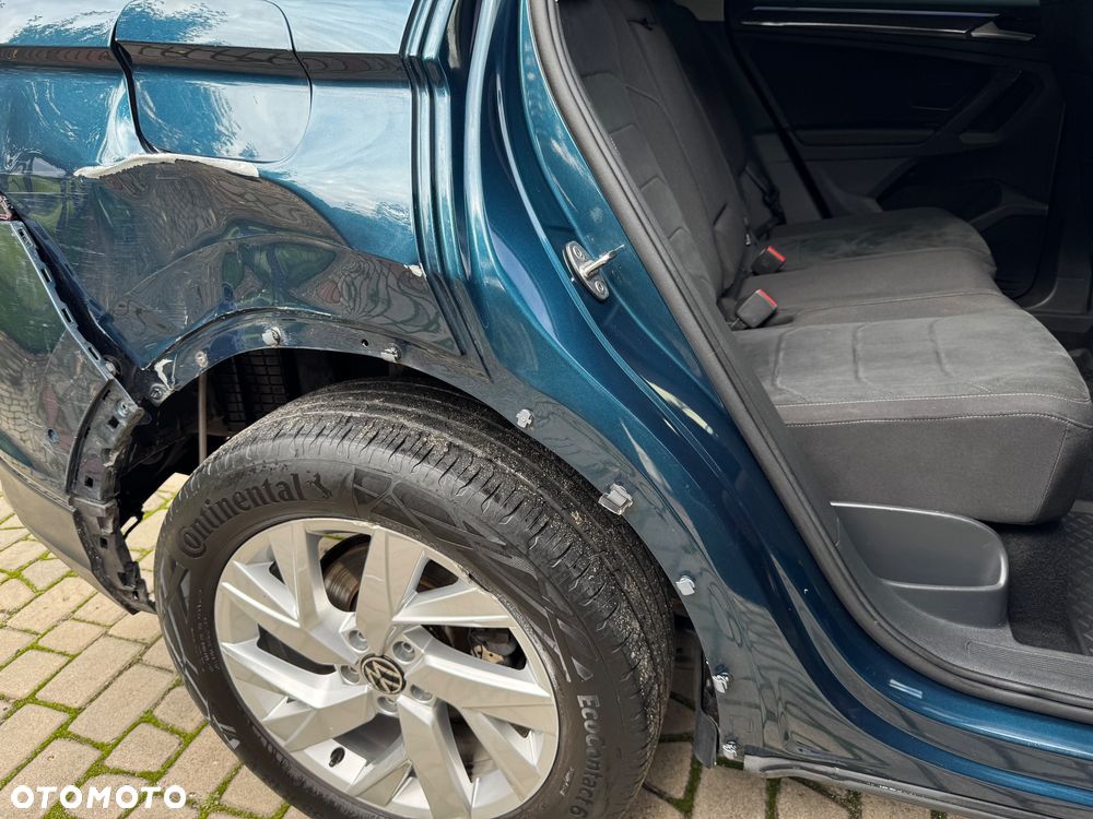 Volkswagen Tiguan 2.0 TSI 4Mot Elegance DSG - 40
