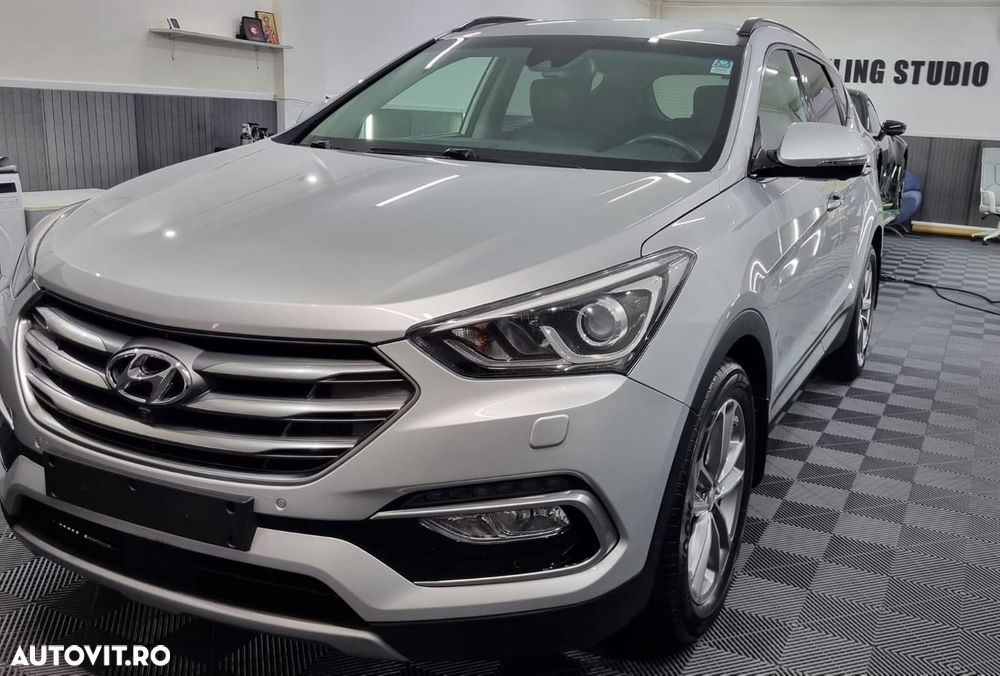 Hyundai Santa Fe - 1