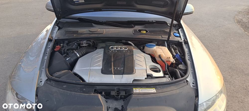 Audi A6 Avant 3.0 TDI DPF quattro tiptronic - 12