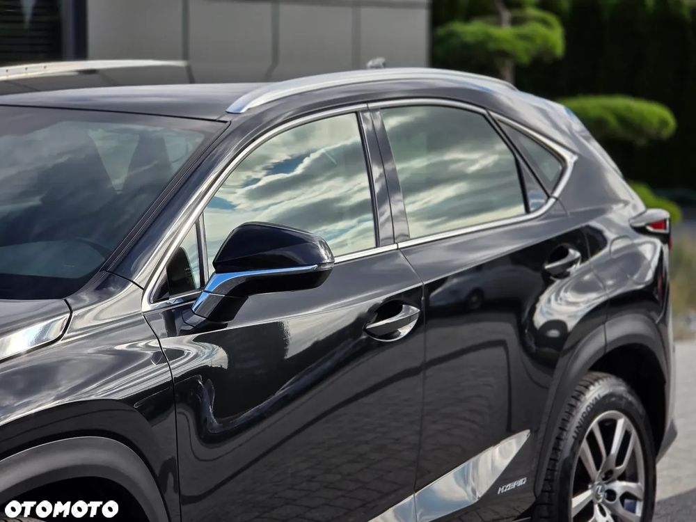 Lexus NX 300h Elegance AWD - 12