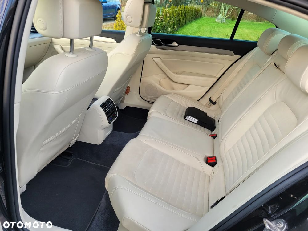 Volkswagen Passat 2.0 TDI BMT Comfortline - 17