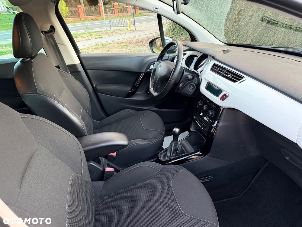 Citroën C3 Pure Tech (VTi) 82 Exclusive - 9