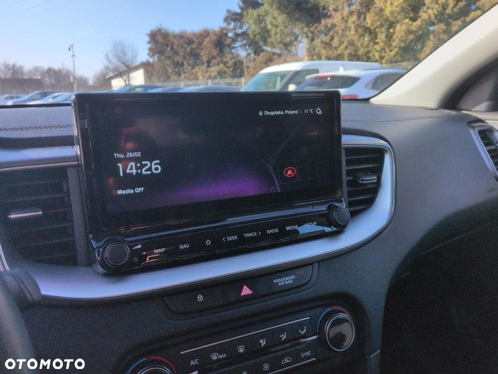 Kia Ceed 1.5 T-GDI M DCT - 12