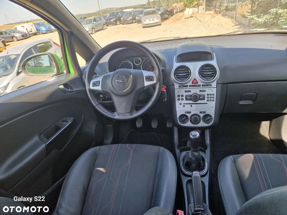 Opel Corsa 1.4 16V 150 Jahre - 15