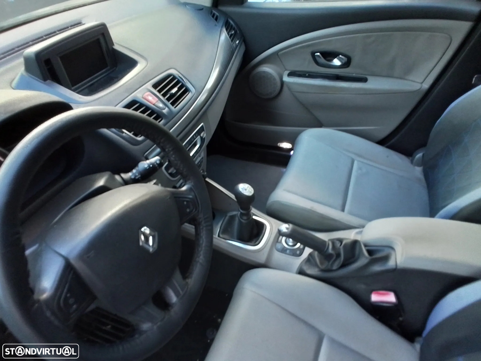 Renault Mégane Sport Tourer 1.5 dCi Dynamique - 8