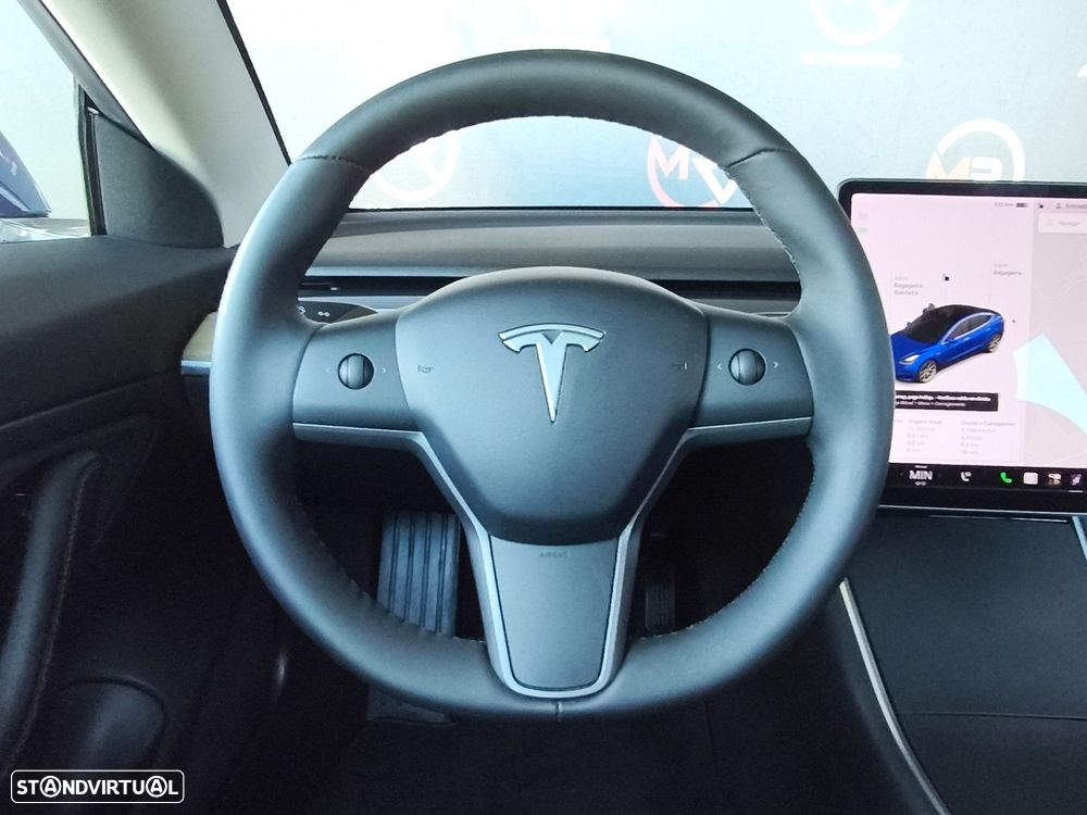 Tesla Model 3 - 14