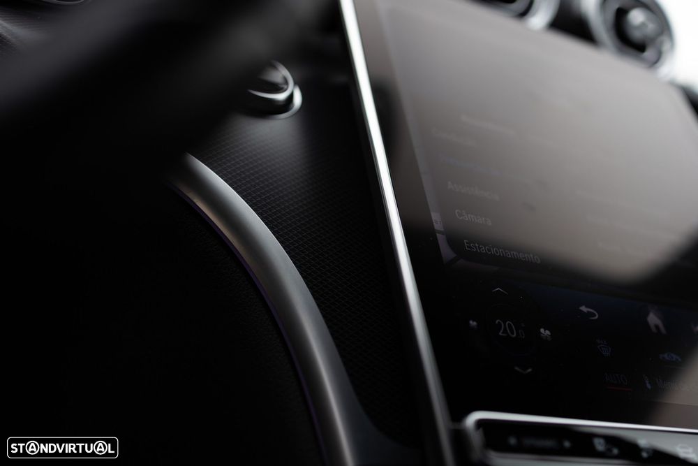 Mercedes-Benz C 300 e Avantgarde - 42