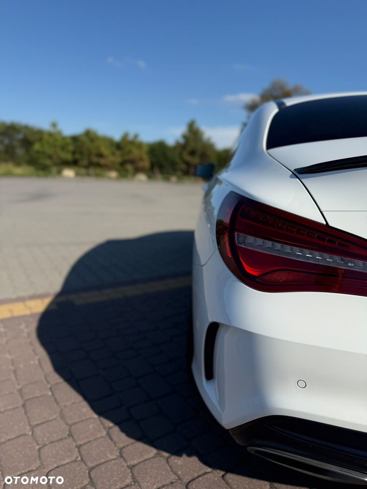 Mercedes-Benz CLA 250 4-Matic AMG Line 7G-DCT - 5
