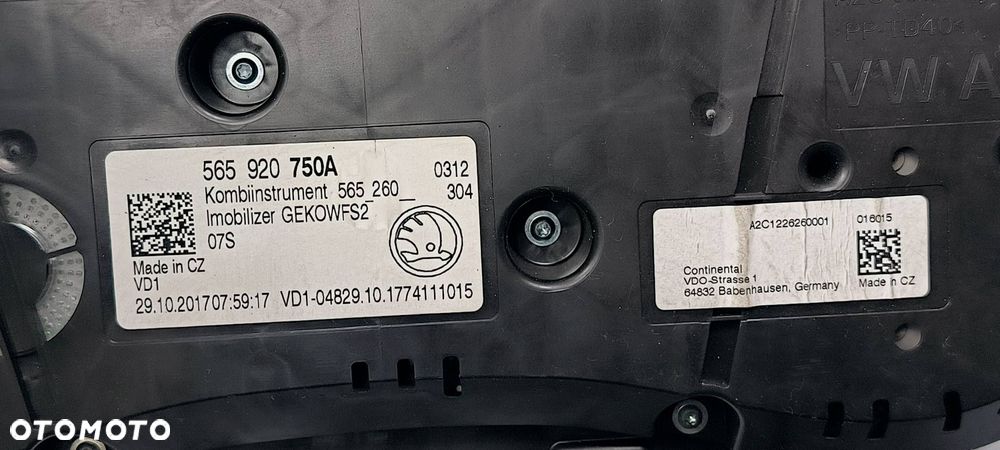 LICZNIK ZEGAR SKODA KAROQ 656920750A - 5