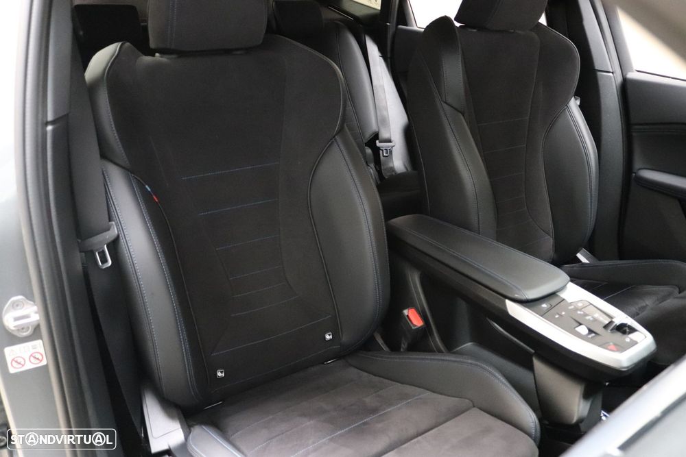 BMW 225xe Active Tourer e xDrive Pack Desportivo M - 32