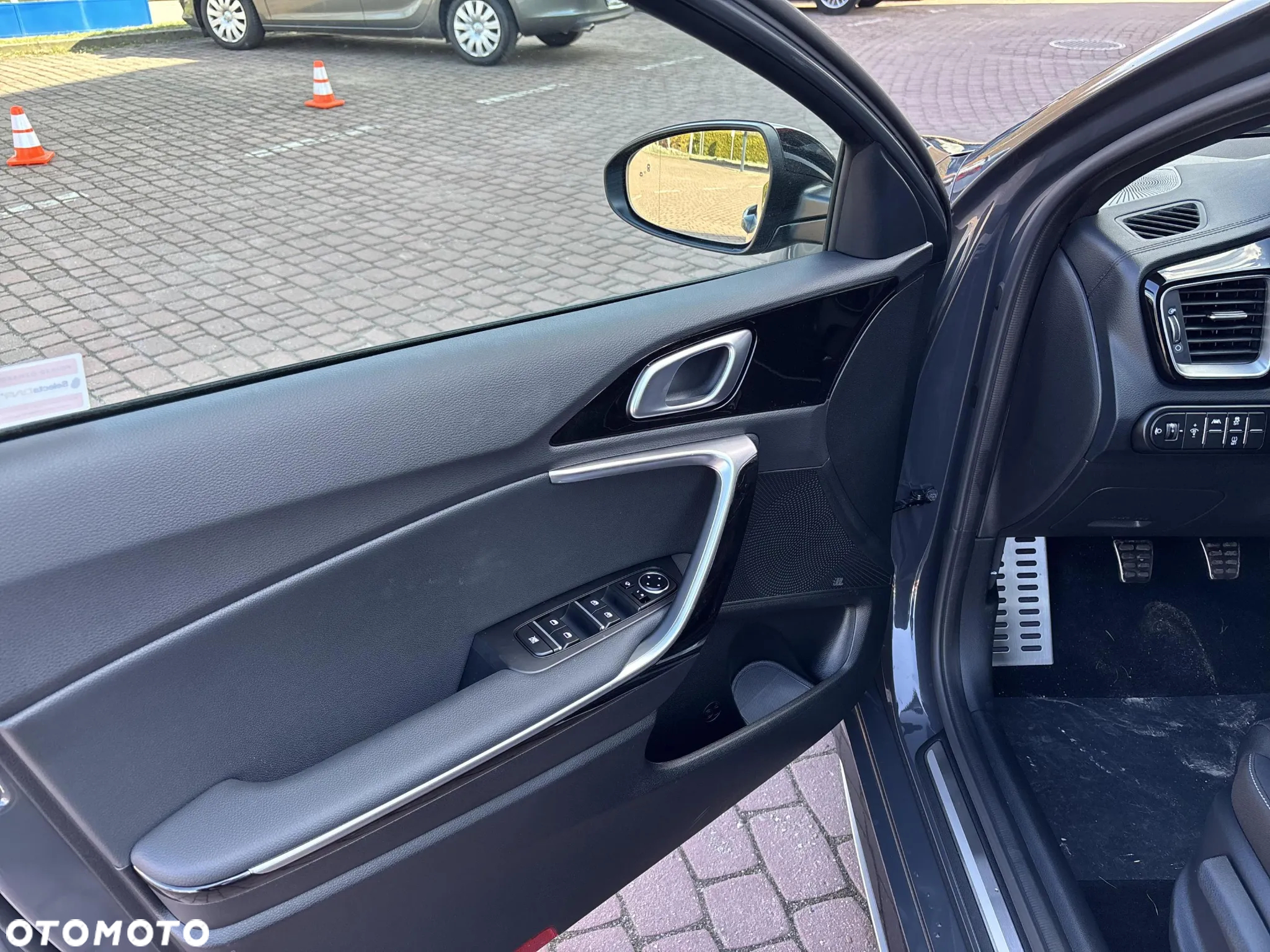 Kia ProCeed 1.5 T-GDI GT Line - 23