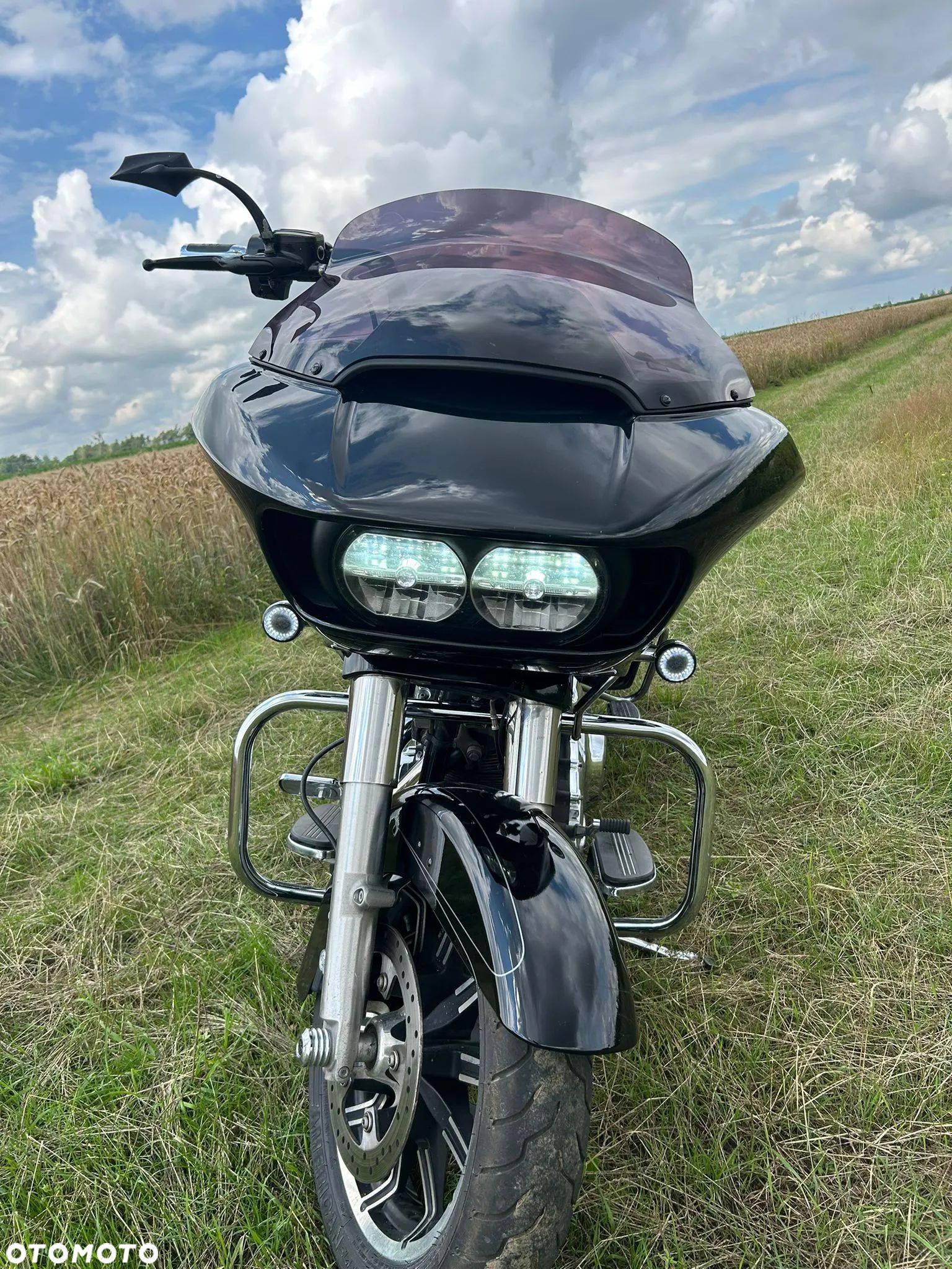 Harley-Davidson Touring Road Glide - 1