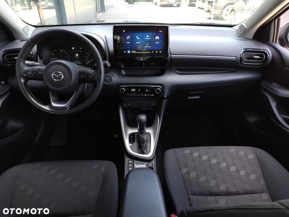 Mazda 2 - 25