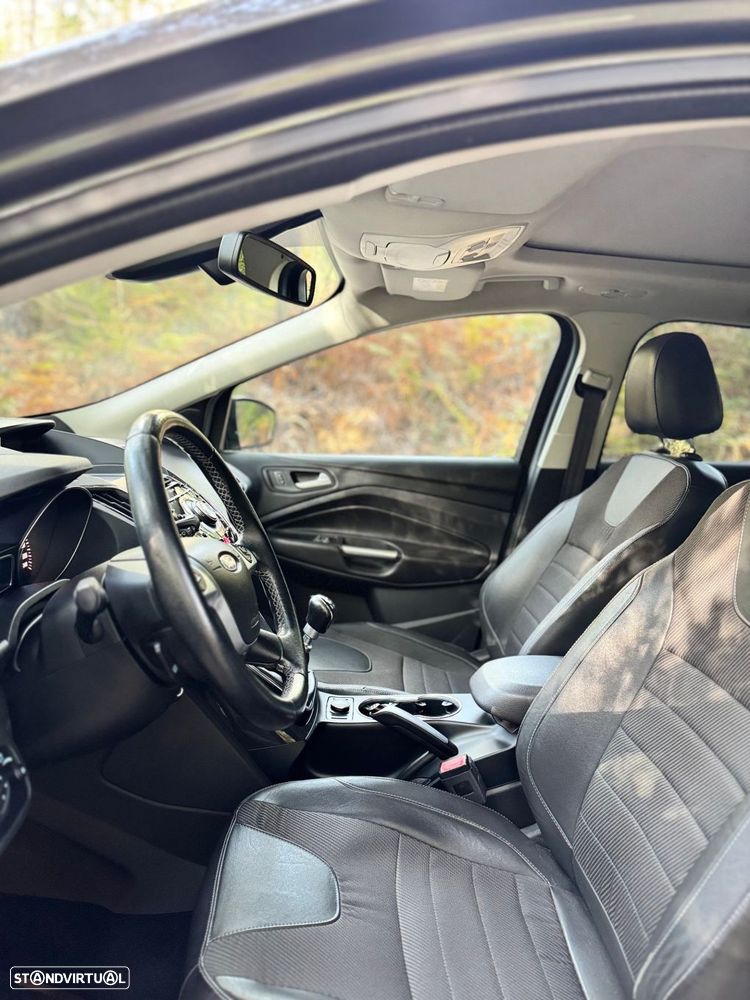 Ford Kuga 1.5 EcoBoost Titanium - 16