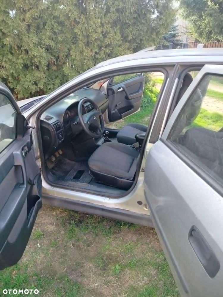 Opel Astra 1.6 GL / Start - 5