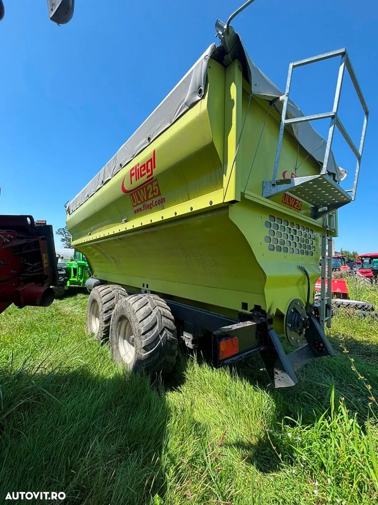 Alta Remorca Fliegl ULW 25 - 3