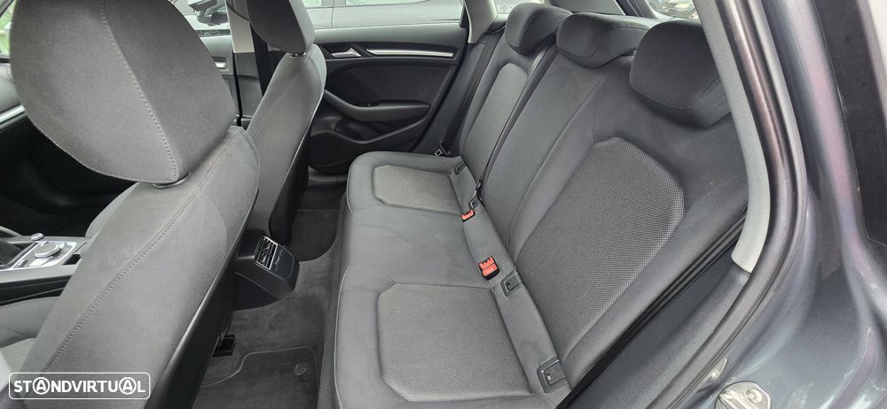 Audi A3 Sportback - 15